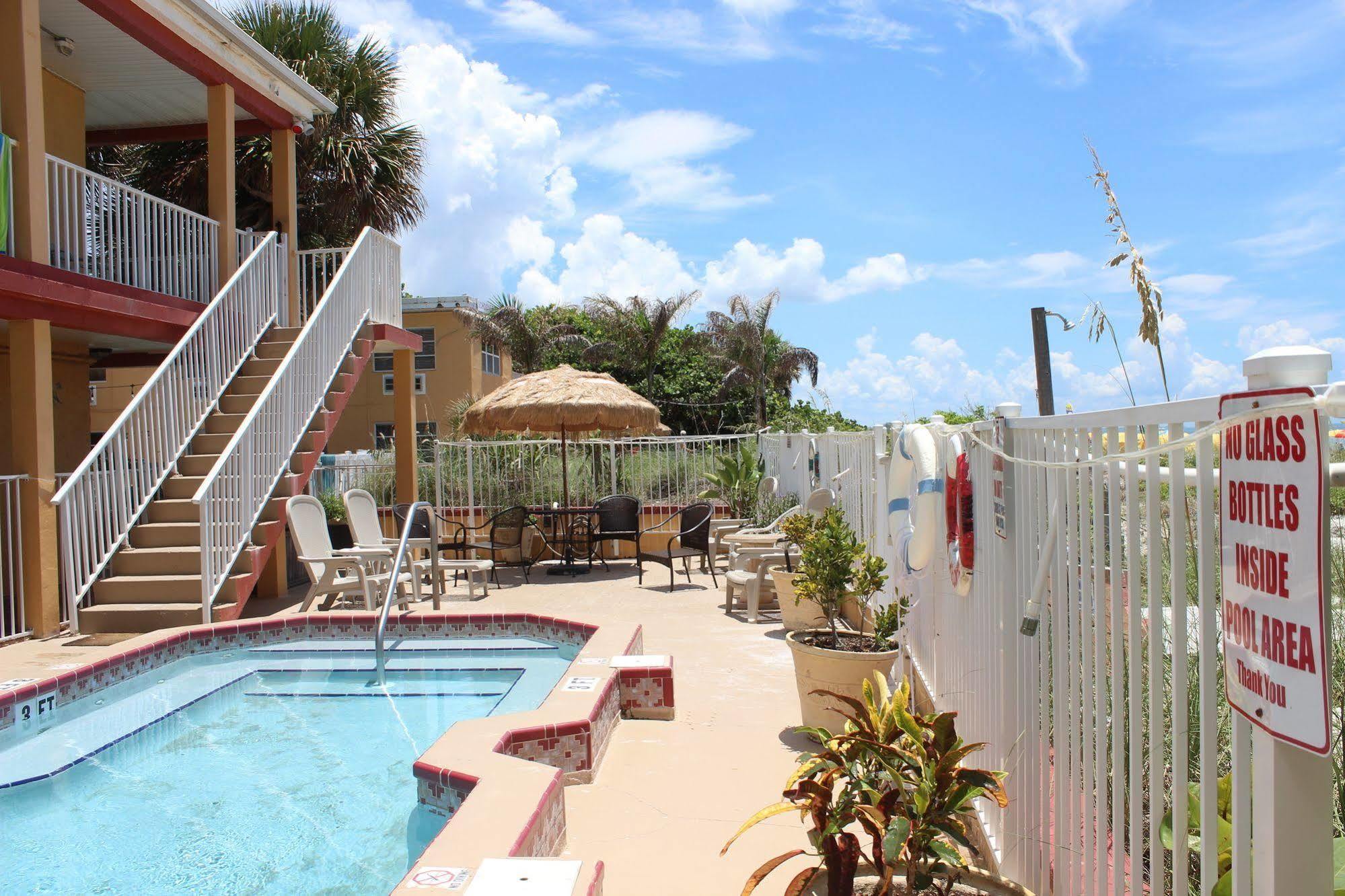 Schooner Hotel 圣徒皮特海滩 外观 照片